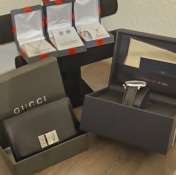 Cynthia Pogue Customer Appreciation Drawing - Picture 5 of 5